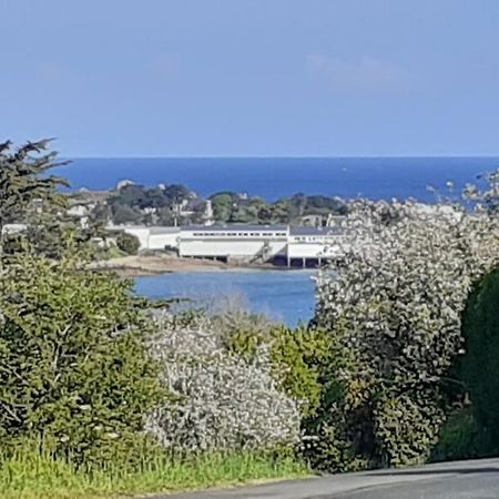 Appartement Proche Bord De Mer Plougasnou Exterior foto