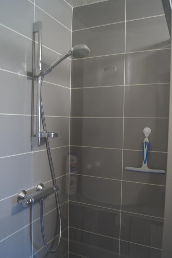 Appartement Proche Bord De Mer Plougasnou Exterior foto