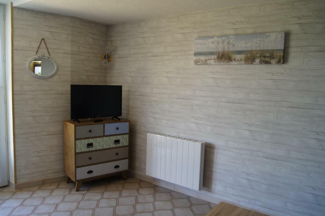 Appartement Proche Bord De Mer Plougasnou Exterior foto